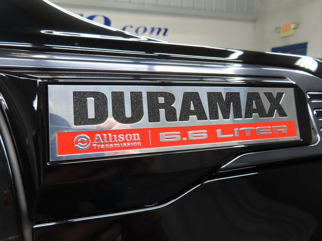 2025 GMC Sierra 2500HD 4x4 Crew Cab AT4 Fond du Lac WI