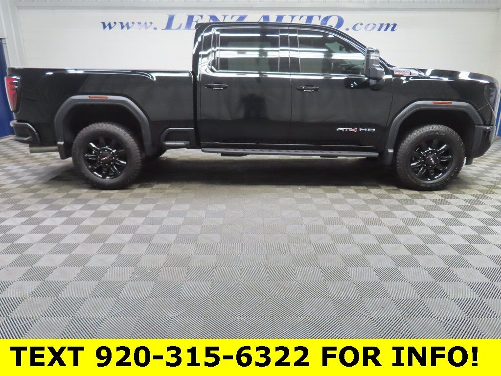 2025 GMC Sierra 2500HD 4x4 Crew Cab AT4 Fond du Lac WI