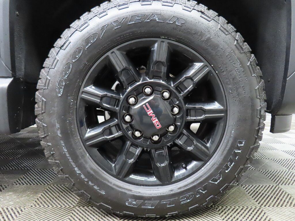 2025 GMC Sierra 2500HD 4x4 Crew Cab AT4 Fond du Lac WI