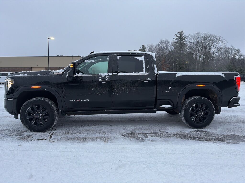 2025 GMC Sierra 2500HD 4x4 Crew Cab AT4