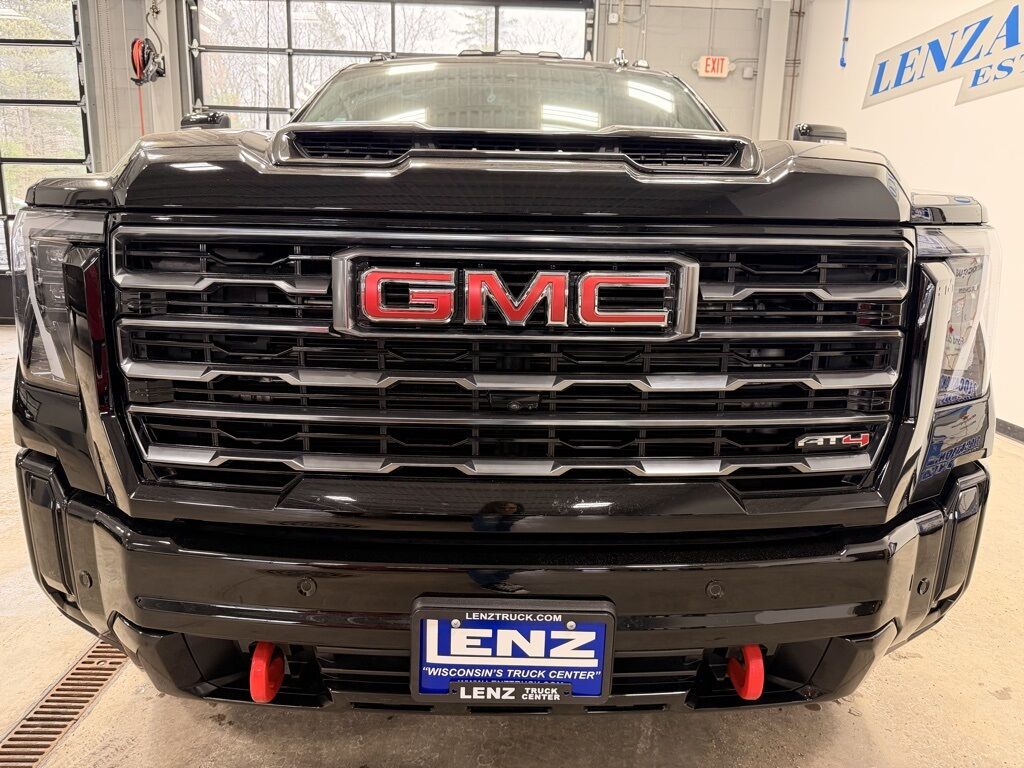 2025 GMC Sierra 2500HD 4x4 Crew Cab AT4