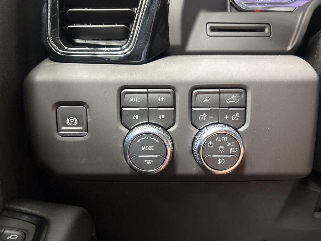 2025 GMC Sierra 2500HD 4x4 Crew Cab AT4 Minocqua WI