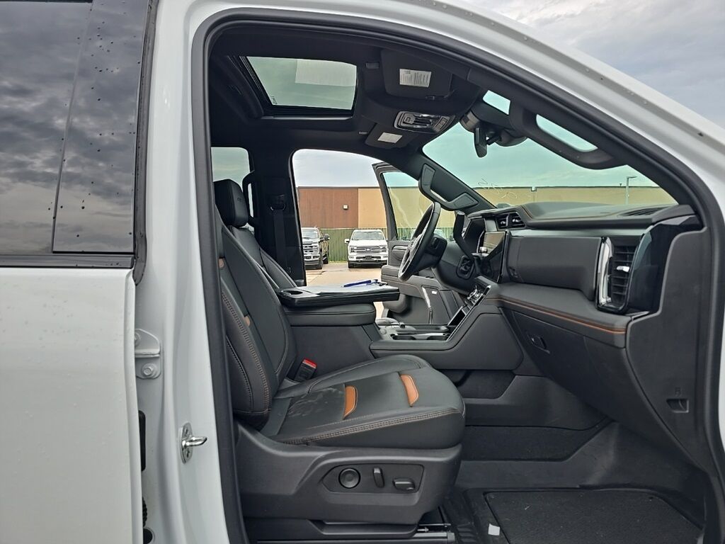 2025 GMC Sierra 2500HD 4x4 Crew Cab AT4 Minocqua WI