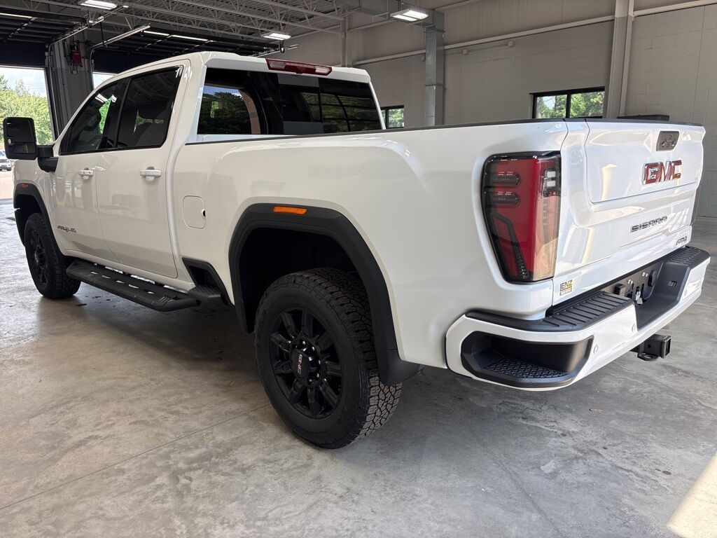 2025 GMC Sierra 2500HD 4x4 Crew Cab AT4 Minocqua WI