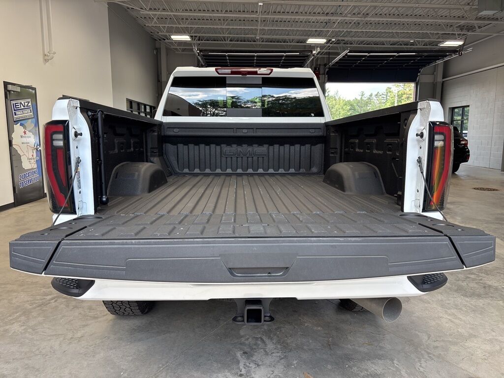 2025 GMC Sierra 2500HD 4x4 Crew Cab AT4 Minocqua WI