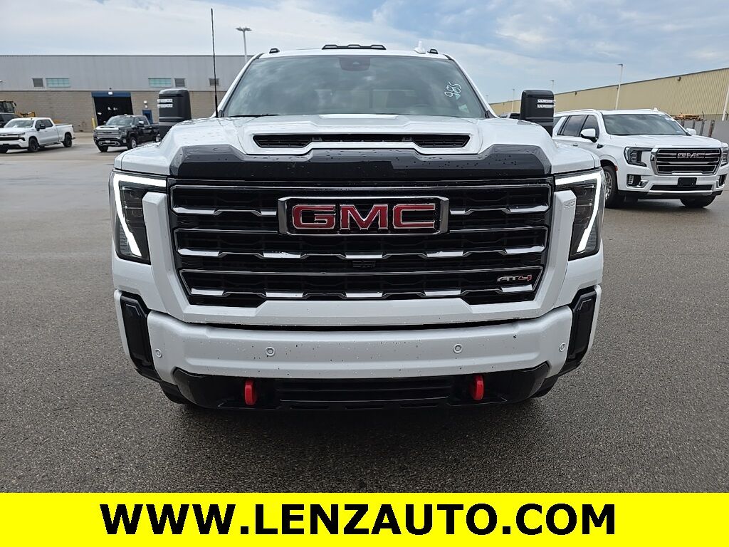 2025 GMC Sierra 2500HD 4x4 Crew Cab AT4 Minocqua WI