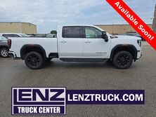 GMC Sierra 2500HD 4x4 Crew Cab AT4 2025