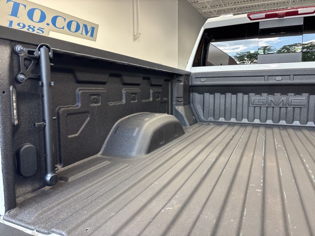 2025 GMC Sierra 2500HD 4x4 Crew Cab AT4 Minocqua WI