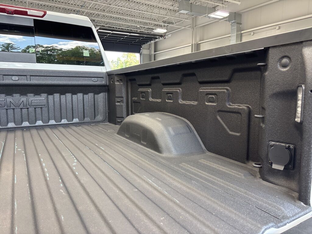 2025 GMC Sierra 2500HD 4x4 Crew Cab AT4 Minocqua WI