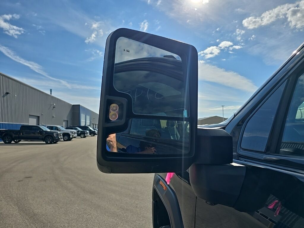 2025 GMC Sierra 2500HD 4x4 Crew Cab AT4X Fond du Lac WI