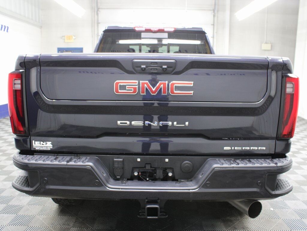 2025 GMC Sierra 2500HD 4x4 Crew Cab Denali Fond du Lac WI