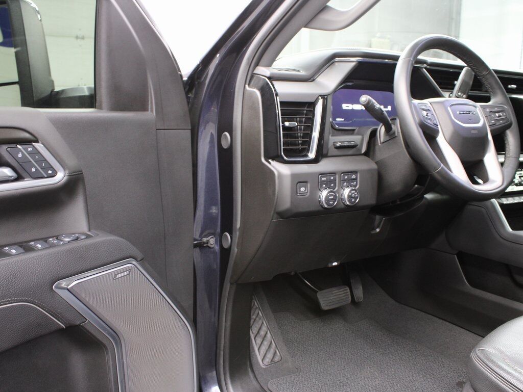 2025 GMC Sierra 2500HD 4x4 Crew Cab Denali Fond du Lac WI