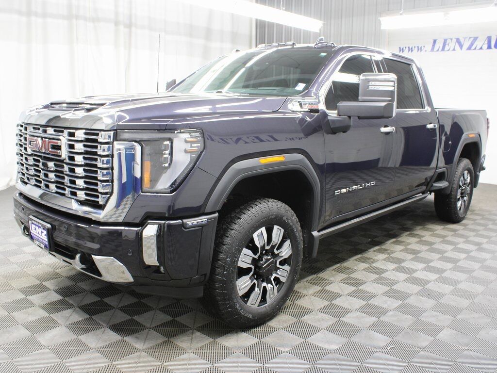 2025 GMC Sierra 2500HD 4x4 Crew Cab Denali Fond du Lac WI