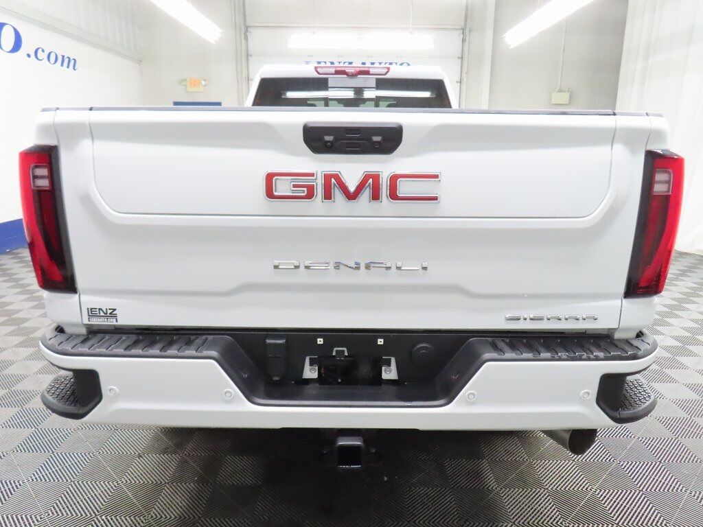 2025 GMC Sierra 2500HD 4x4 Crew Cab Denali Fond du Lac WI