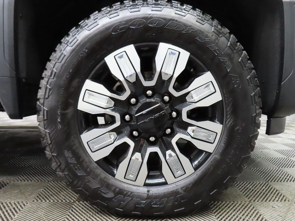 2025 GMC Sierra 2500HD 4x4 Crew Cab Denali Fond du Lac WI