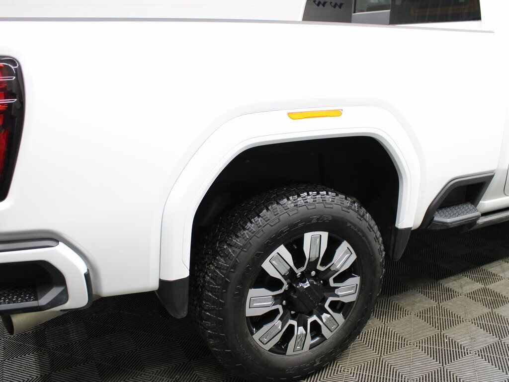 2025 GMC Sierra 2500HD 4x4 Crew Cab Denali Fond du Lac WI