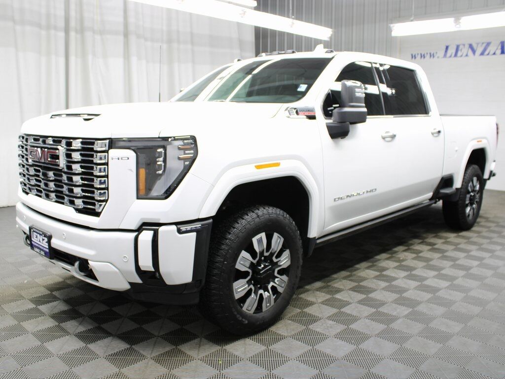 2025 GMC Sierra 2500HD 4x4 Crew Cab Denali Fond du Lac WI