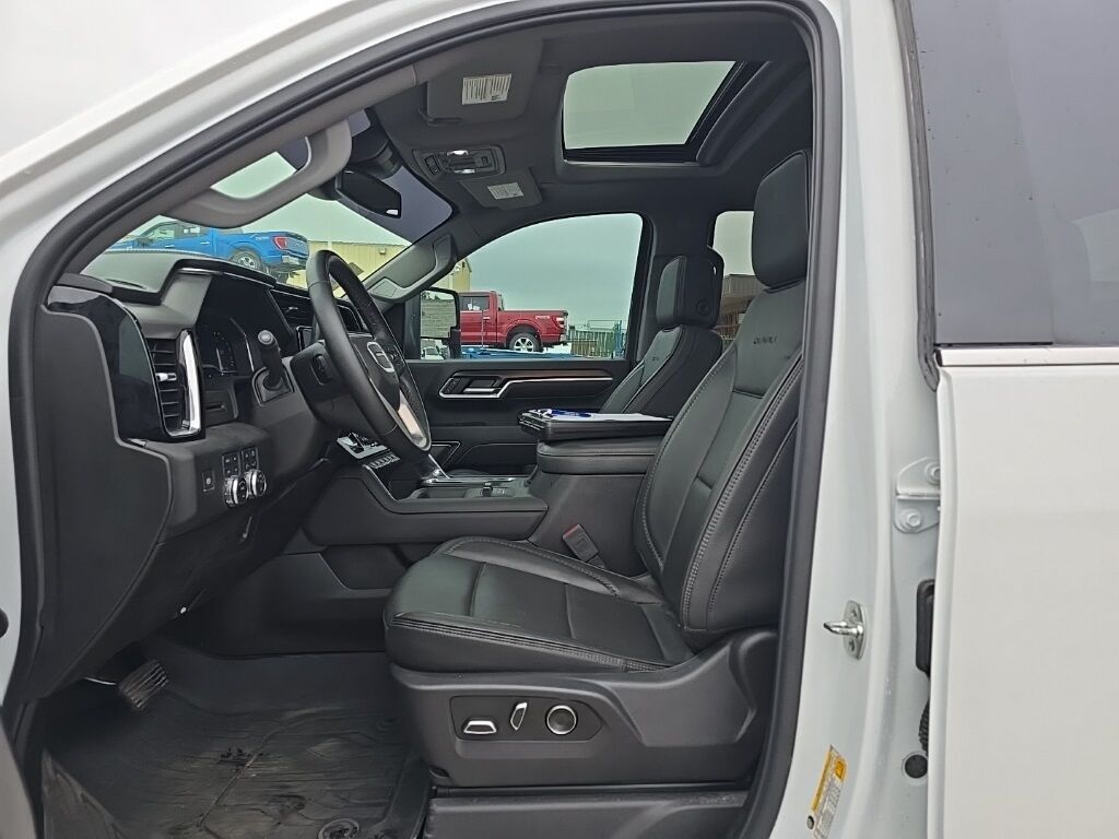 2025 GMC Sierra 2500HD 4x4 Crew Cab Denali Fond du Lac WI