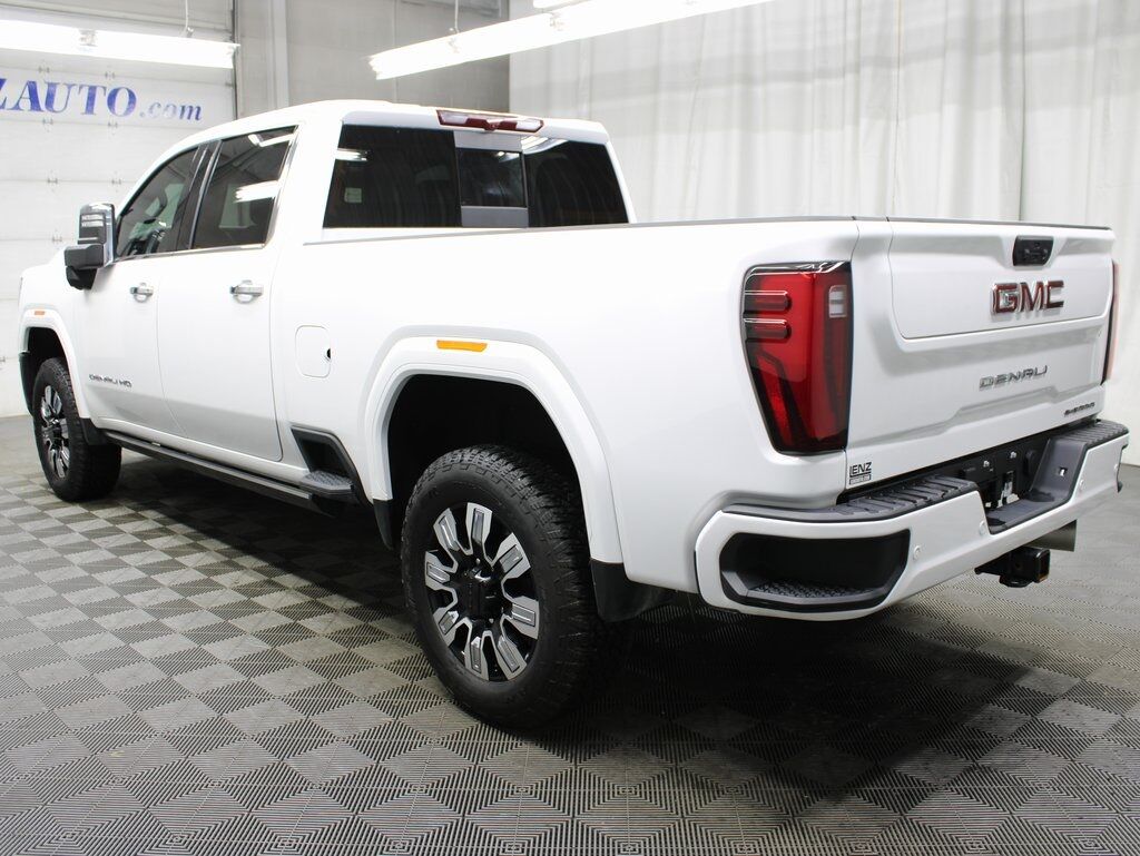 2025 GMC Sierra 2500HD 4x4 Crew Cab Denali Fond du Lac WI