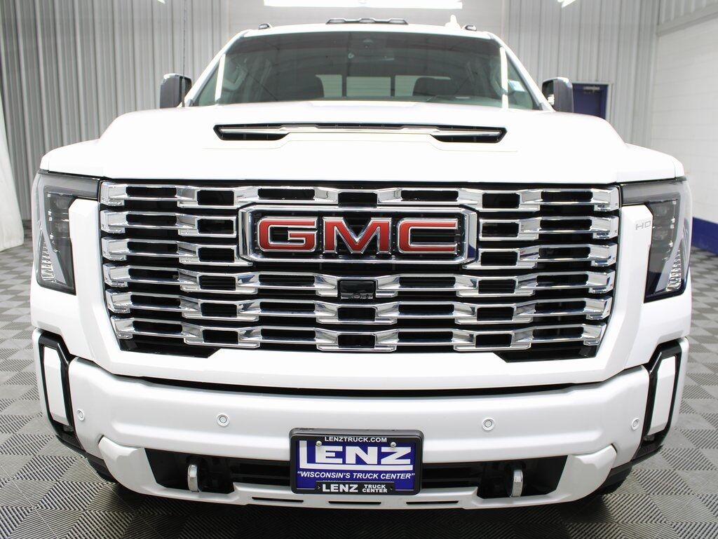 2025 GMC Sierra 2500HD 4x4 Crew Cab Denali Fond du Lac WI