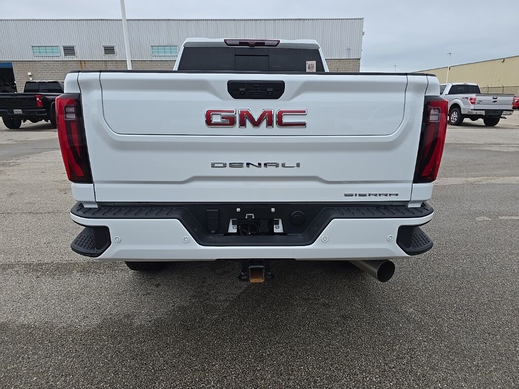2025 GMC Sierra 2500HD 4x4 Crew Cab Denali Fond du Lac WI