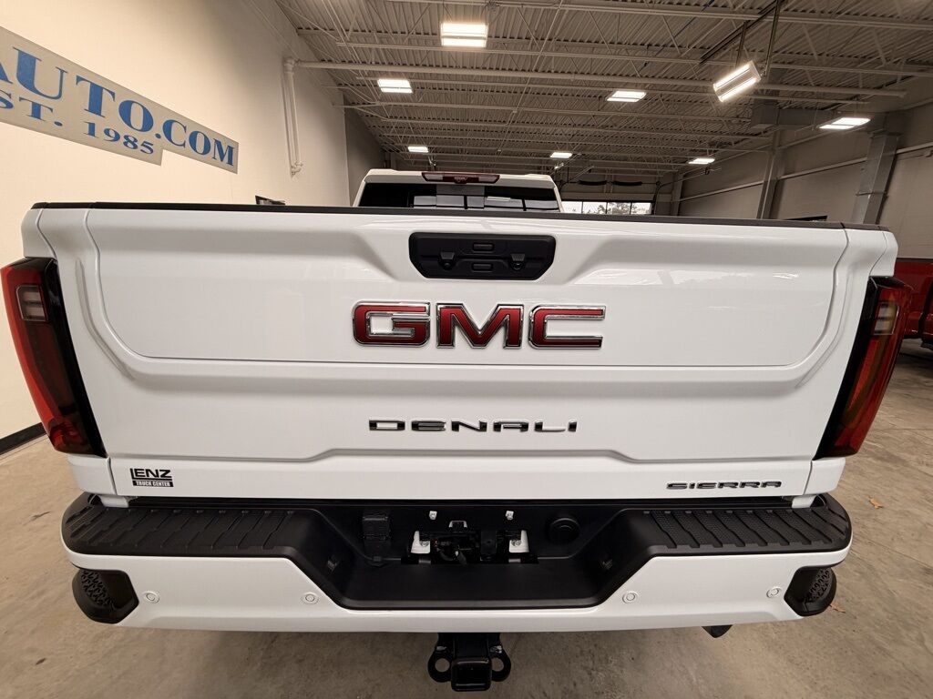 2025 GMC Sierra 2500HD 4x4 Crew Cab Denali Minocqua WI