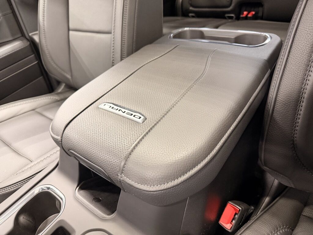 2025 GMC Sierra 2500HD 4x4 Crew Cab Denali Minocqua WI