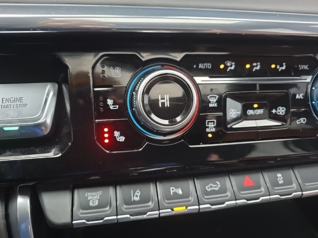 2025 GMC Sierra 2500HD 4x4 Crew Cab Denali Ultimate Fond du Lac WI