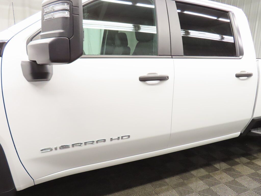 2025 GMC Sierra 2500HD 4x4 Crew Cab Pro Fond du Lac WI