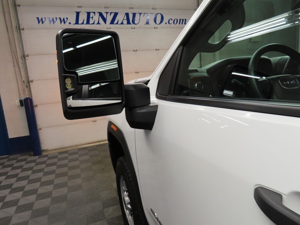 2025 GMC Sierra 2500HD 4x4 Crew Cab Pro Fond du Lac WI