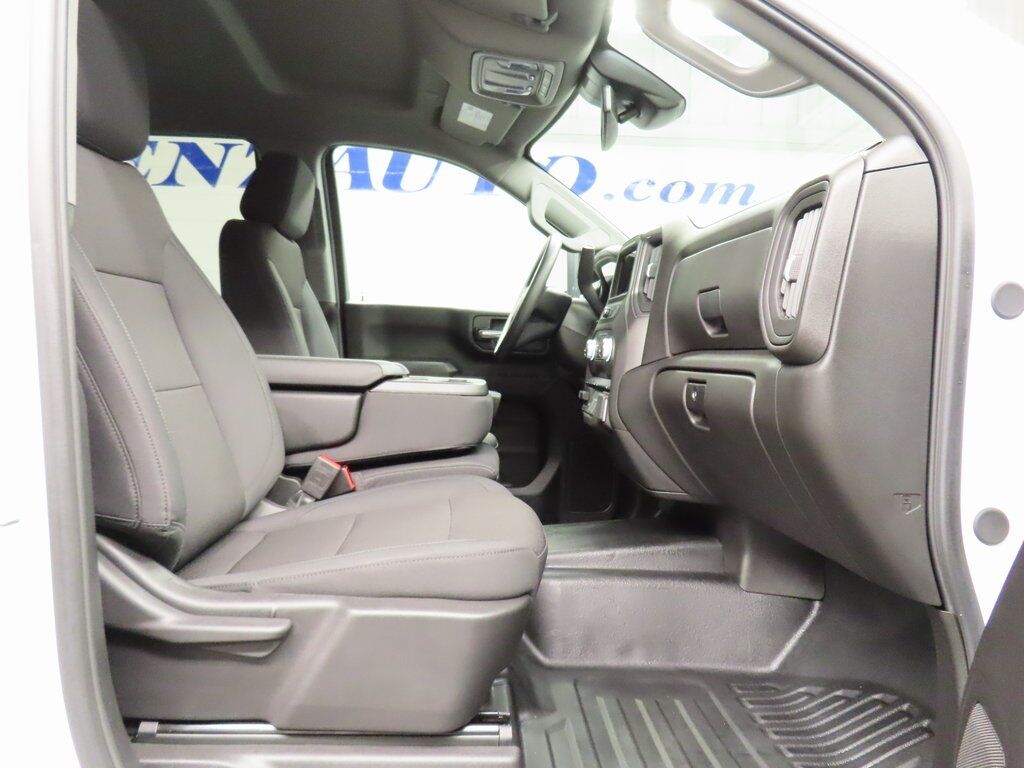2025 GMC Sierra 2500HD 4x4 Crew Cab Pro Fond du Lac WI
