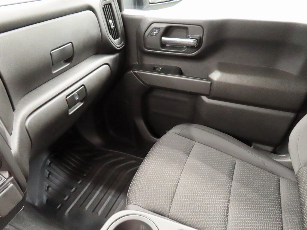 2025 GMC Sierra 2500HD 4x4 Crew Cab Pro Fond du Lac WI