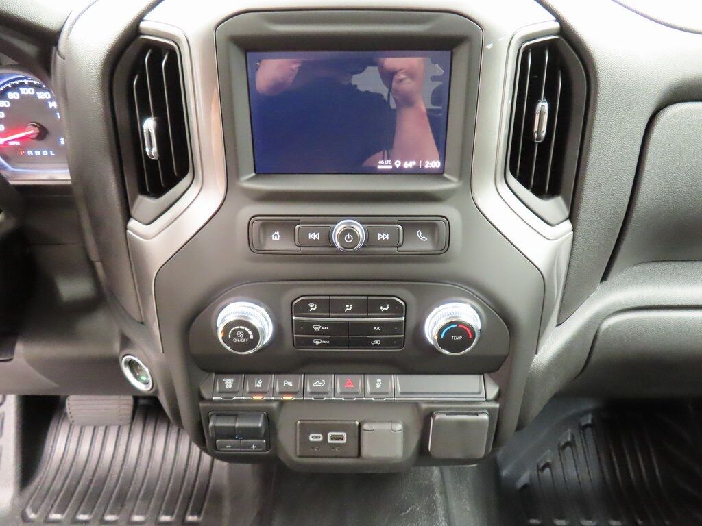 2025 GMC Sierra 2500HD 4x4 Crew Cab Pro Fond du Lac WI