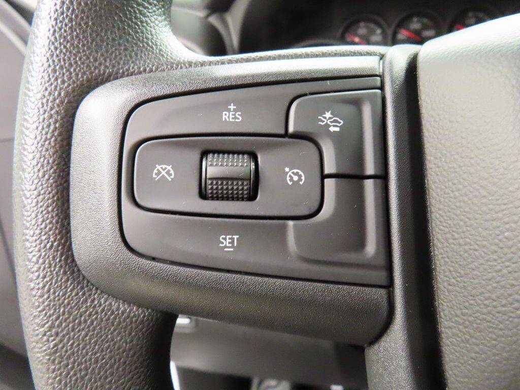 2025 GMC Sierra 2500HD 4x4 Crew Cab Pro Fond du Lac WI