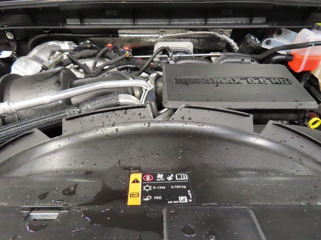 2025 GMC Sierra 2500HD 4x4 Crew Cab Pro Fond du Lac WI