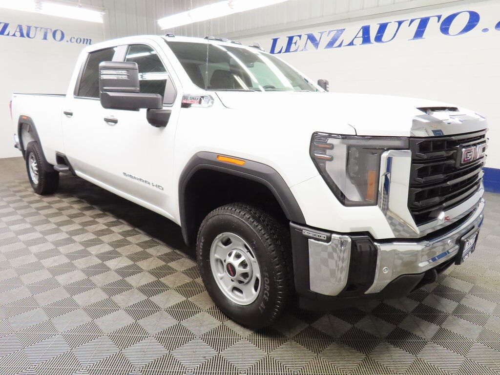 2025 GMC Sierra 2500HD 4x4 Crew Cab Pro Fond du Lac WI