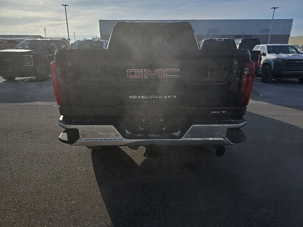 2025 GMC Sierra 2500HD 4x4 Crew Cab SLT Fond du Lac WI