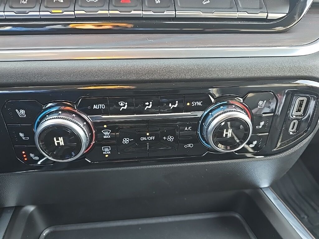 2025 GMC Sierra 2500HD 4x4 Crew Cab SLT Fond du Lac WI