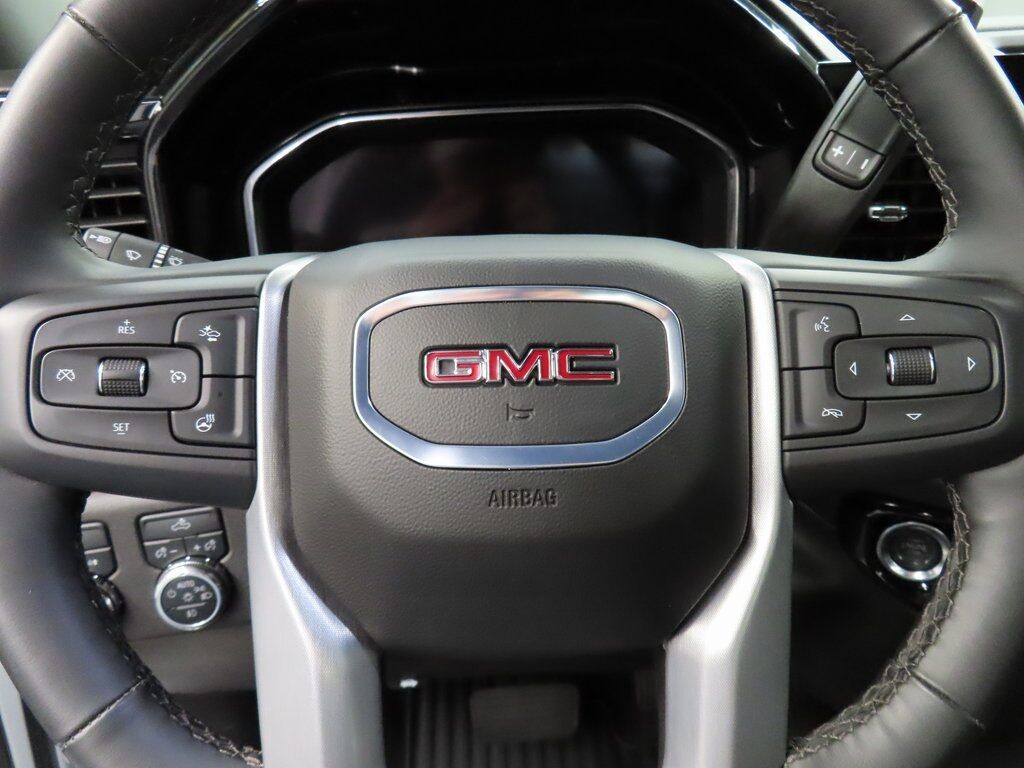 2025 GMC Sierra 2500HD 4x4 Regular Cab SLE Fond du Lac WI