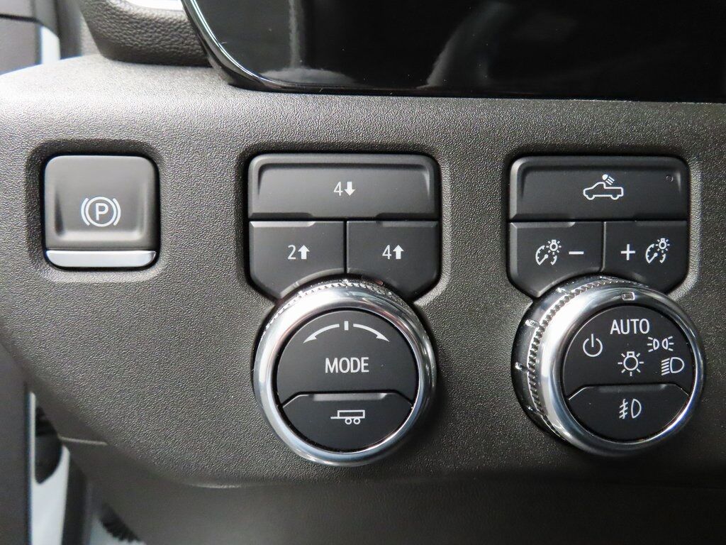 2025 GMC Sierra 2500HD 4x4 Regular Cab SLE Fond du Lac WI