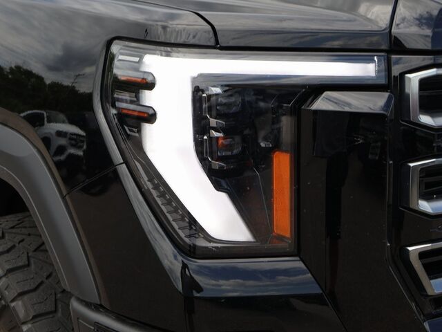2025 GMC Sierra 2500HD AT4 Oshkosh WI