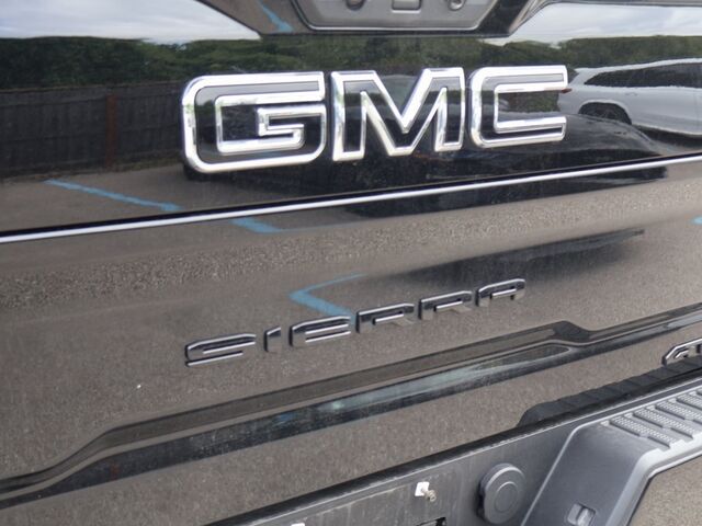 2025 GMC Sierra 2500HD AT4 Oshkosh WI
