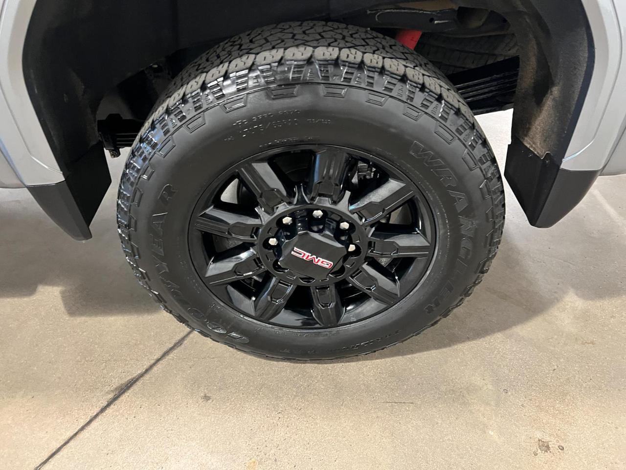 2025 GMC Sierra 2500HD AT4 Parker CO