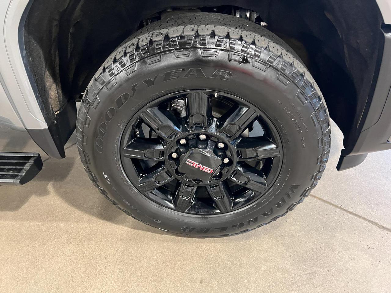2025 GMC Sierra 2500HD AT4 Parker CO