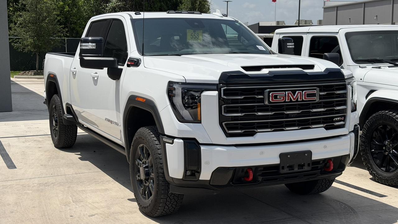 2025 GMC Sierra 2500HD AT4