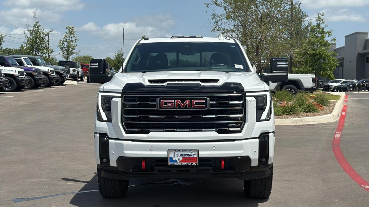 2025 GMC Sierra 2500HD AT4