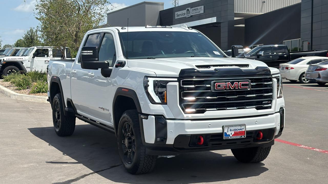 2025 GMC Sierra 2500HD AT4