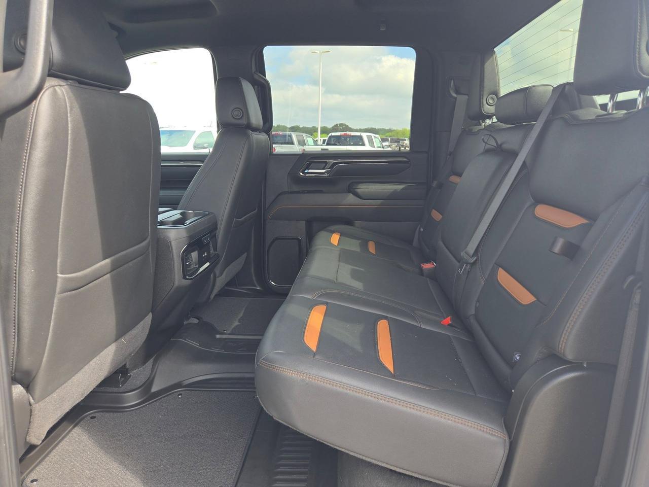 2025 GMC Sierra 2500HD AT4 Castroville TX