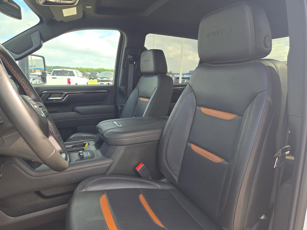 2025 GMC Sierra 2500HD AT4 Castroville TX