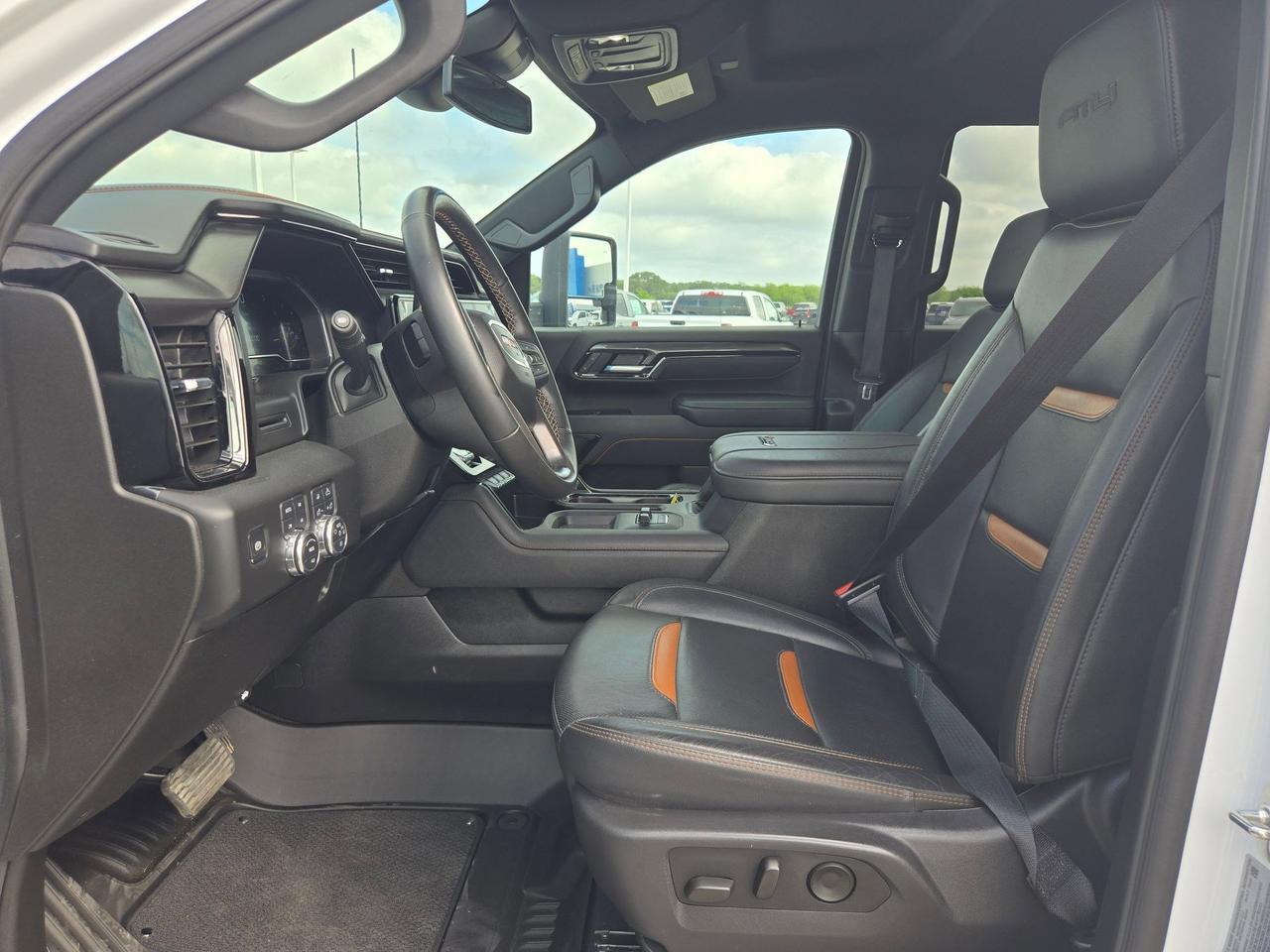 2025 GMC Sierra 2500HD AT4 Castroville TX
